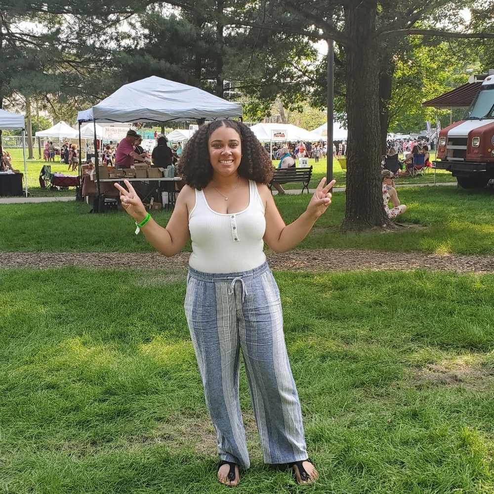 Meet your Posher, Melissa